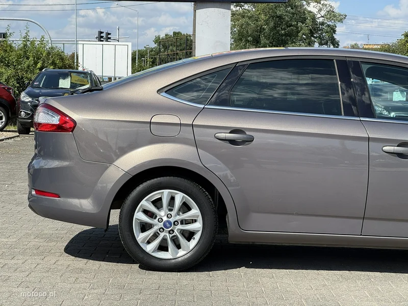 Ford Mondeo IV 13