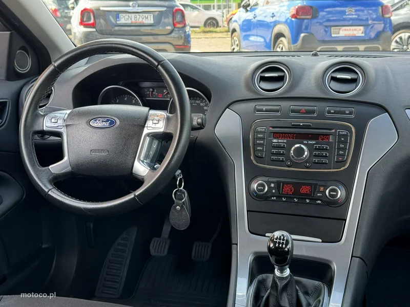 Ford Mondeo IV 26