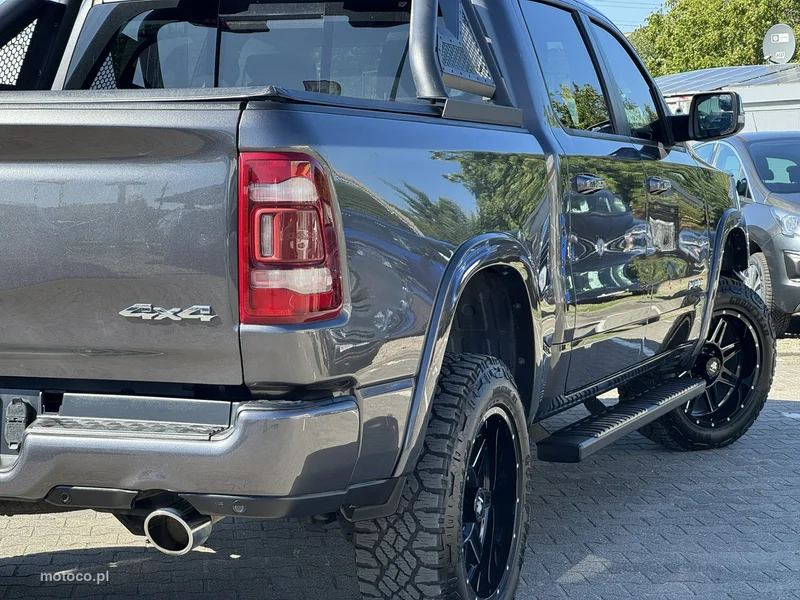 Dodge RAM 11