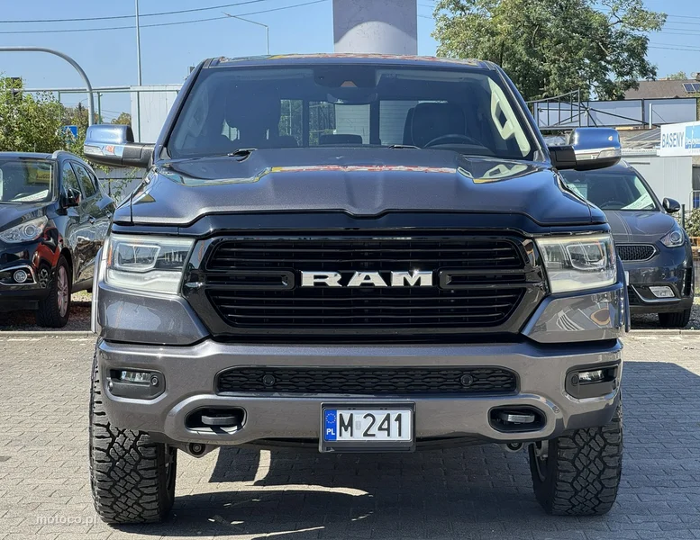 Dodge RAM 16