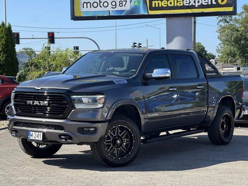 Dodge RAM 3