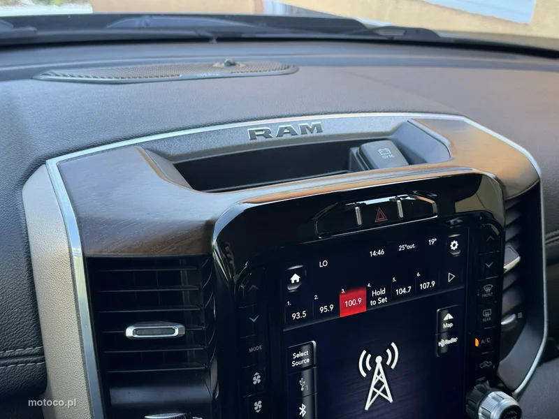 Dodge RAM 33