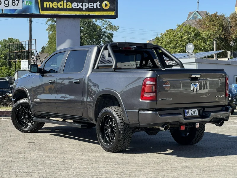 Dodge RAM 7