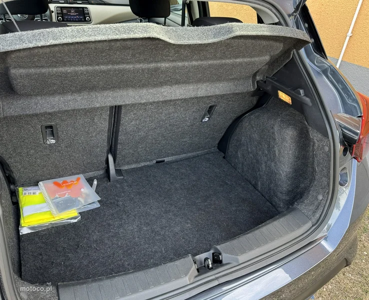 Nissan Micra 22