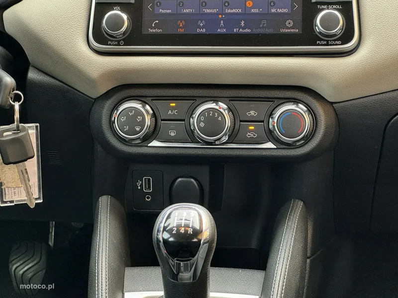 Nissan Micra 32