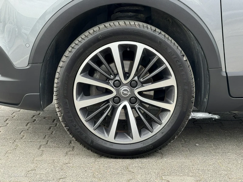 Opel Crossland X 16