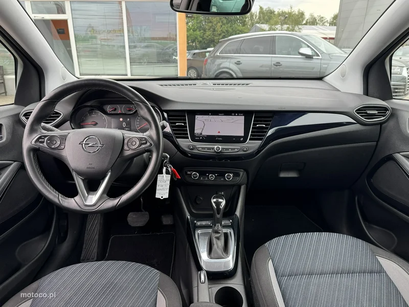 Opel Crossland X 23
