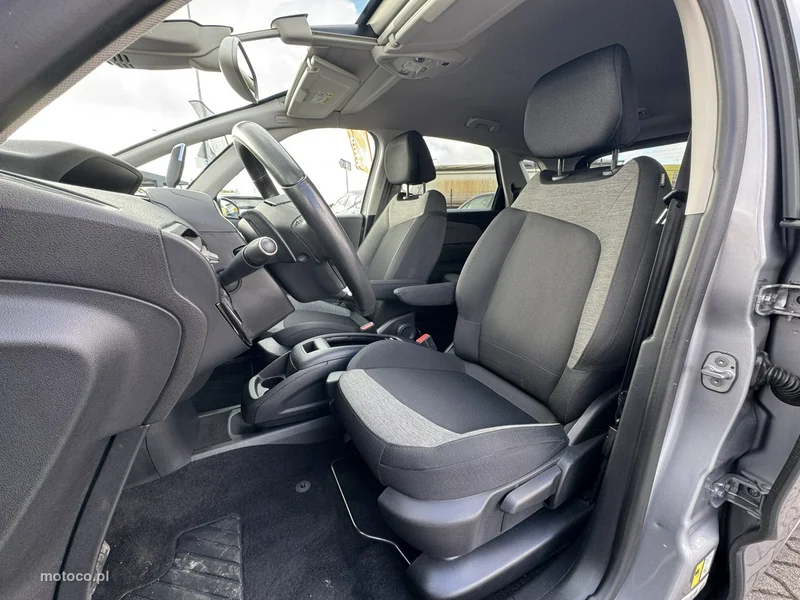 Citroen C4 SpaceTourer 17