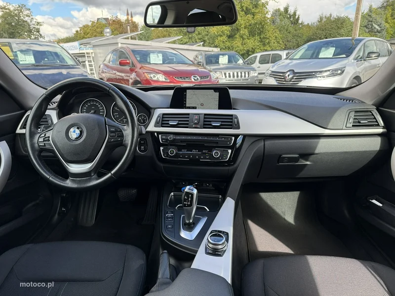 BMW Seria 3 F30 3GT 18