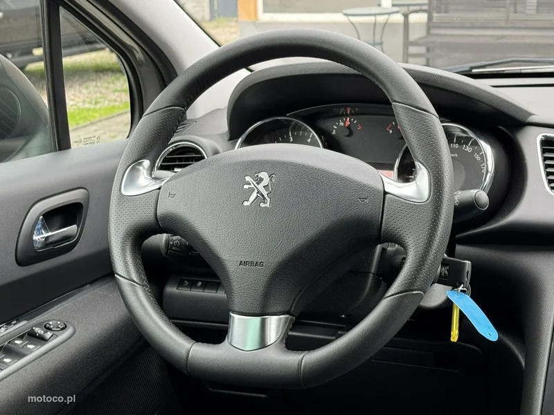 Peugeot 3008 24