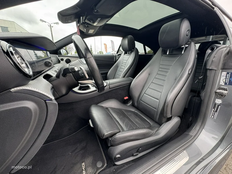 Mercedes-Benz Klasa E W213 E 200 24