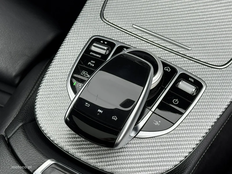 Mercedes-Benz Klasa E W213 E 200 40