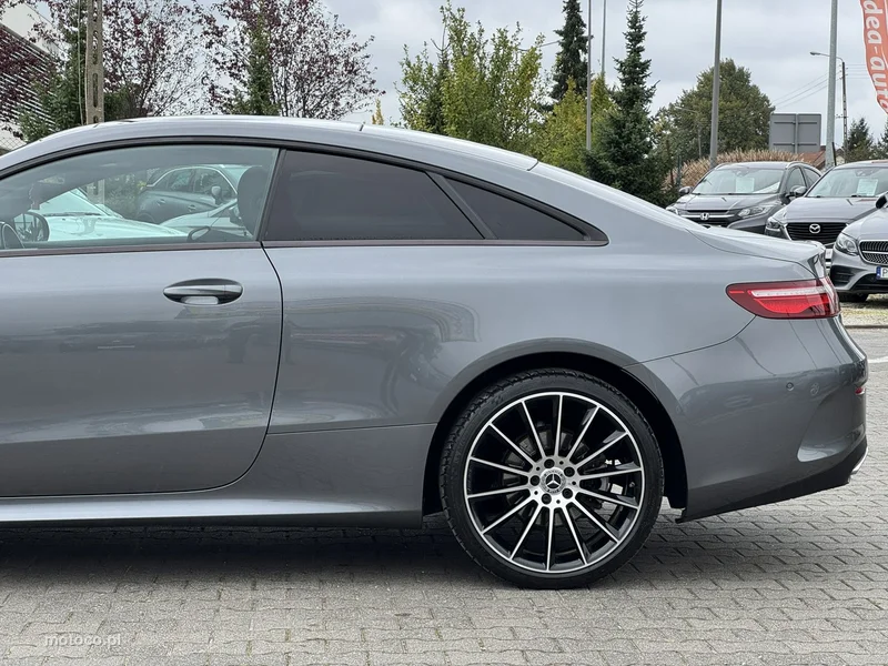 Mercedes-Benz Klasa E W213 E 200 6