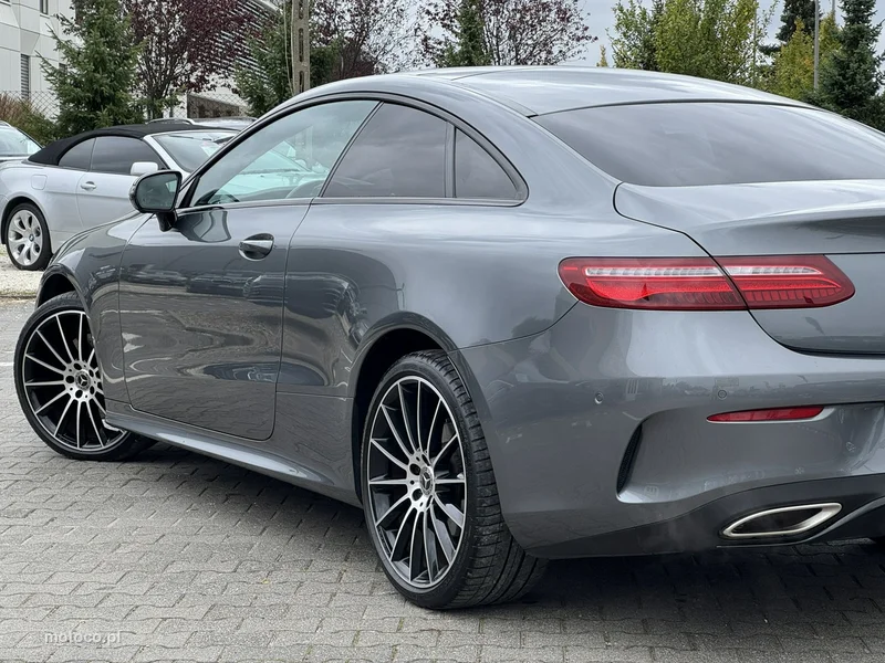Mercedes-Benz Klasa E W213 E 200 8