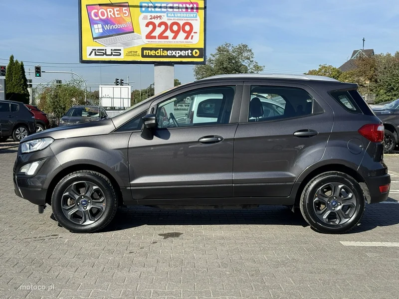 Ford EcoSport 4