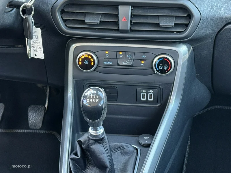 Ford EcoSport 31