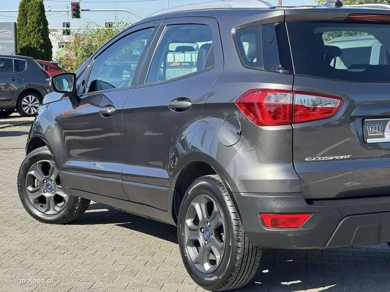 Ford EcoSport 6