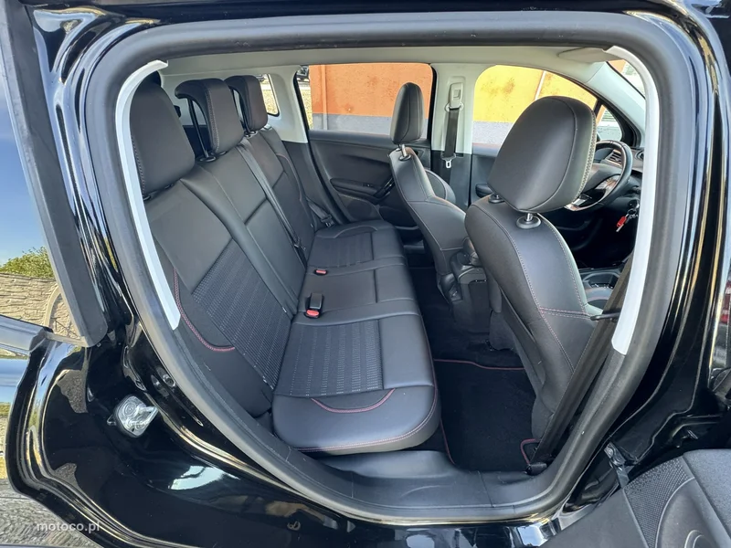 Peugeot 2008 23