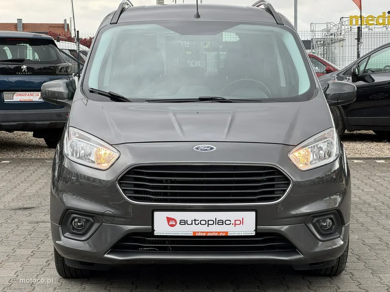 Ford Tourneo Courier 13