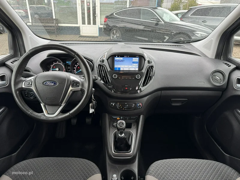 Ford Tourneo Courier 19
