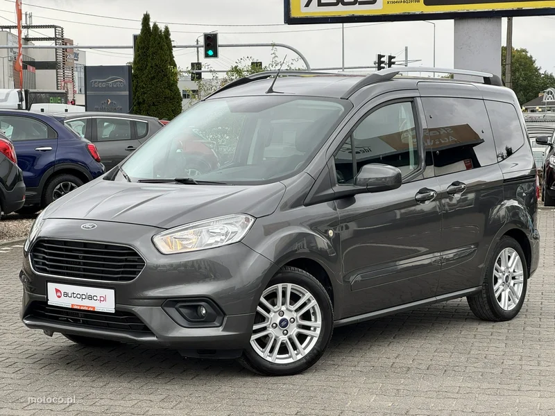 Ford Tourneo Courier 3