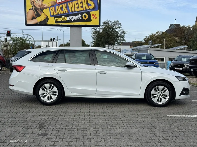 Skoda Octavia IV 9