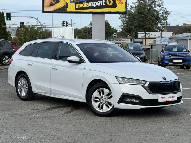 Skoda Octavia IV 10