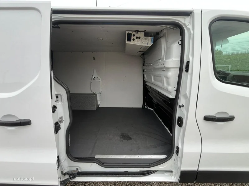 Renault Trafic 11
