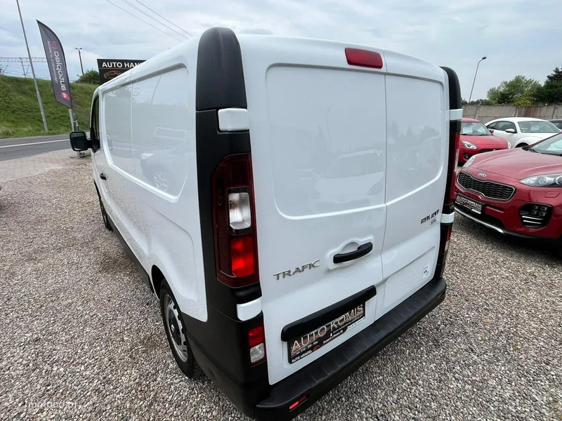 Renault Trafic 29