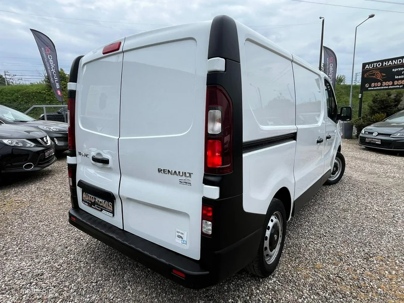Renault Trafic 4