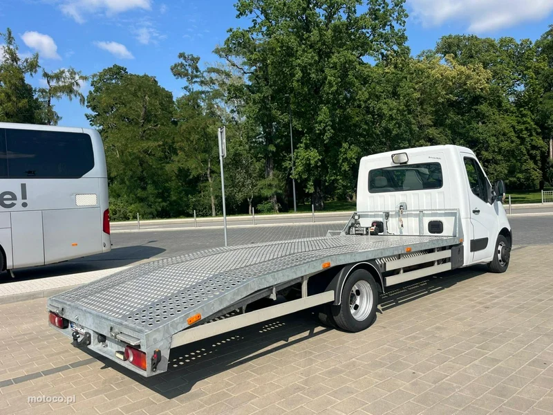 Renault Master 8