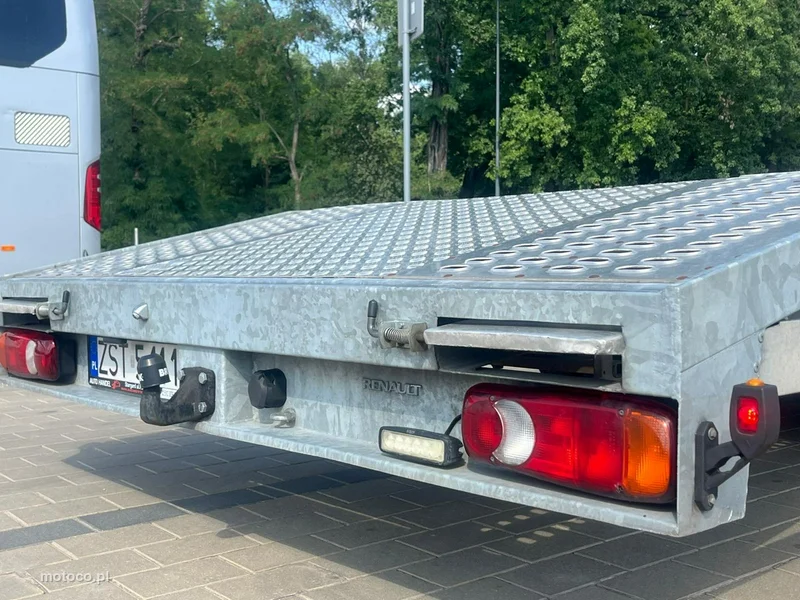 Renault Master 33