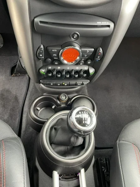MINI Countryman 18