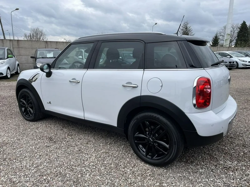 MINI Countryman 4