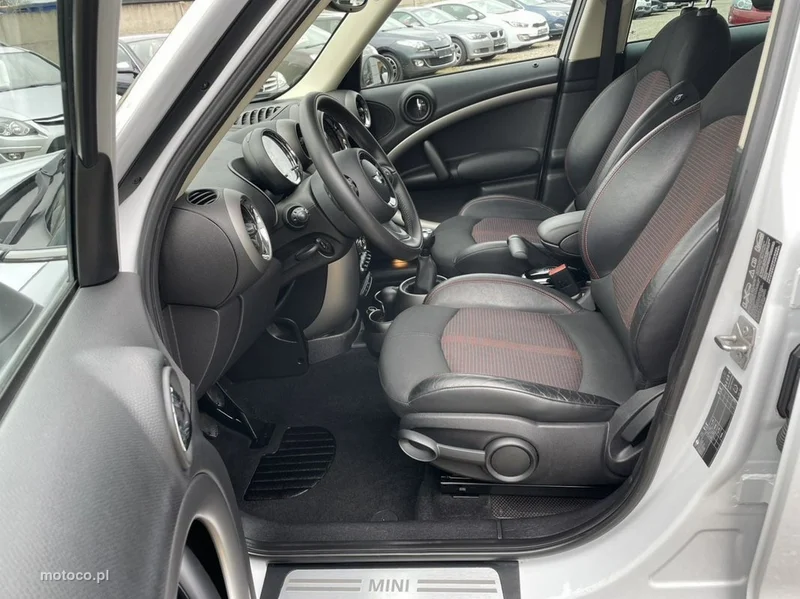 MINI Countryman 5