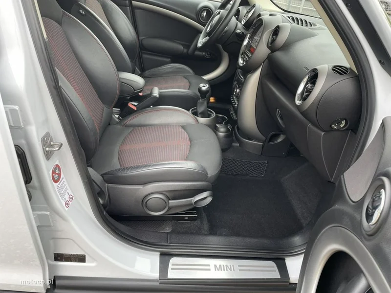 MINI Countryman 6