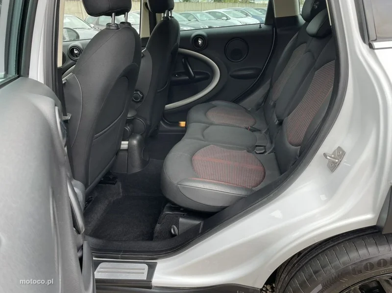 MINI Countryman 7