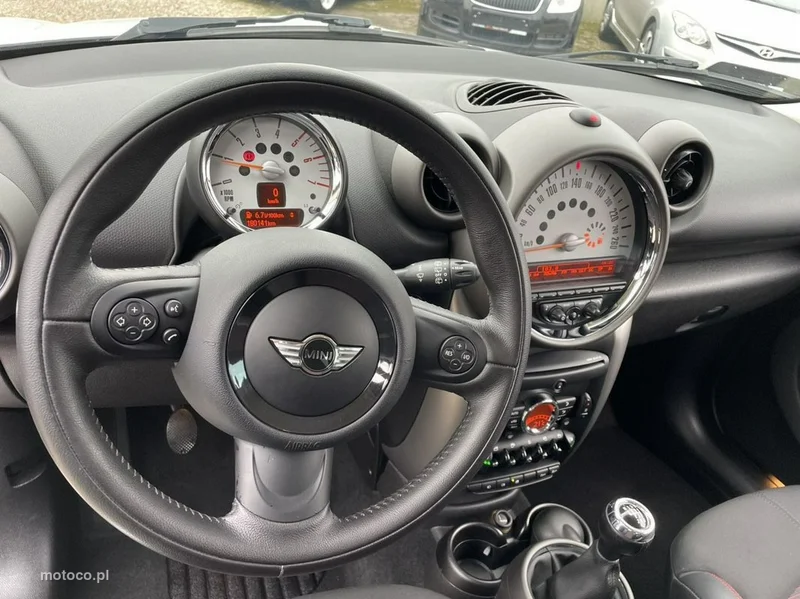 MINI Countryman 9