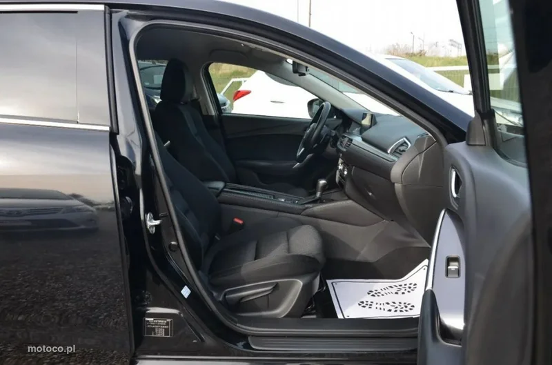 Mazda 6 8