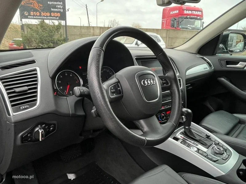 Audi Q5 8R 16