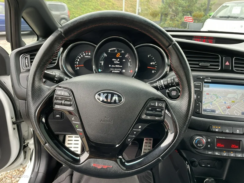 Kia Pro_cee'd 22