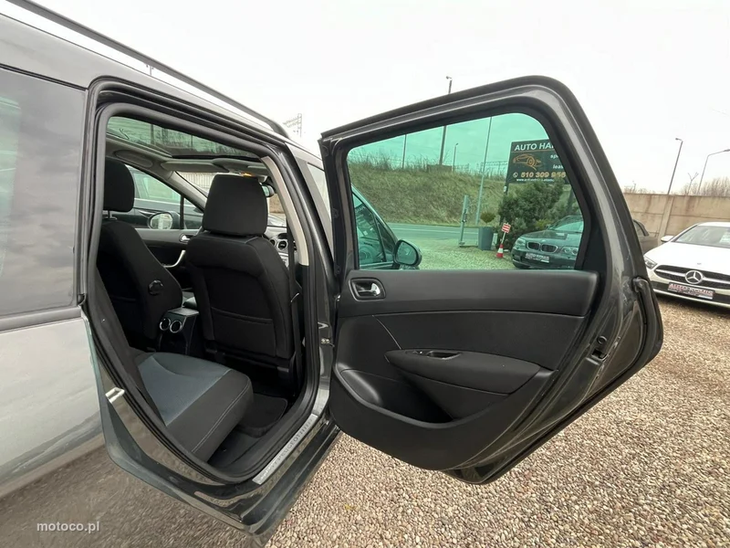 Peugeot 308 SW 12