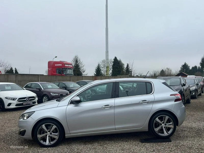 Peugeot 308 11