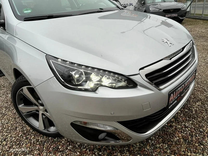 Peugeot 308 27