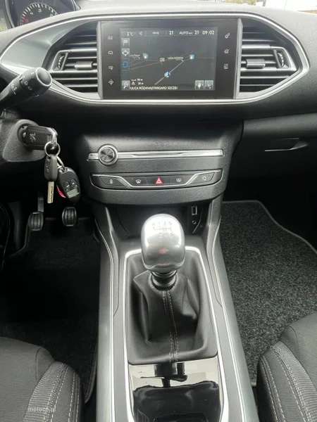 Peugeot 308 33
