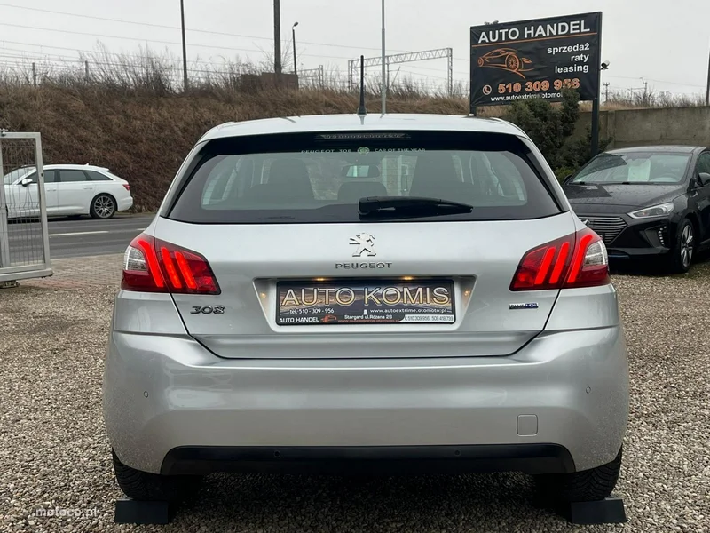 Peugeot 308 9