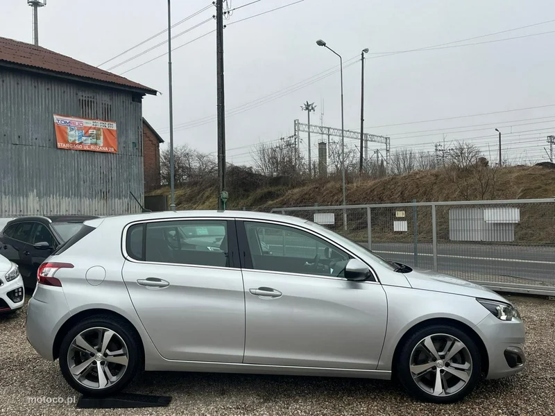 Peugeot 308 10