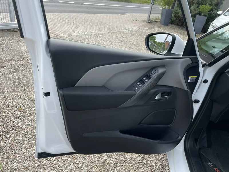 Citroen C4 Grand Picasso 22