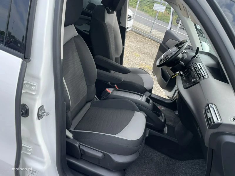 Citroen C4 Grand Picasso 31