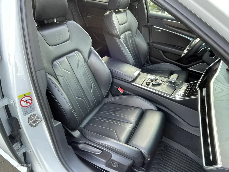 Audi A6 C8 25
